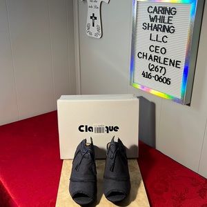 Brand New Classque Amrit booties